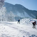 Lakeside Petzen Glamping *