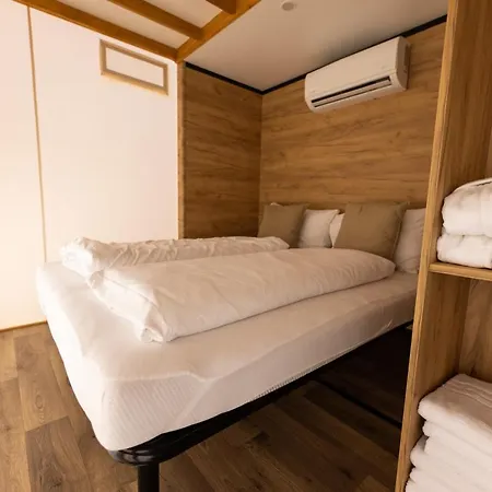 Lakeside Petzen Glamping Üdülőközpont Unterlibitsch