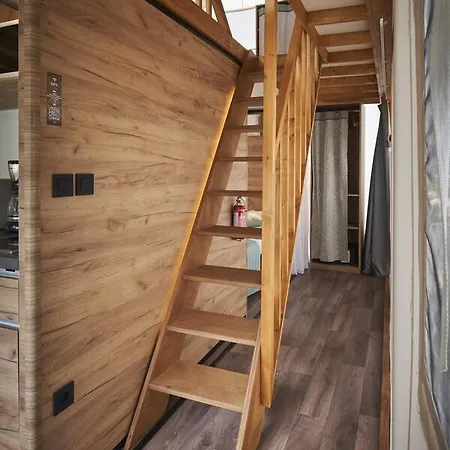 Resort Lakeside Petzen Glamping *