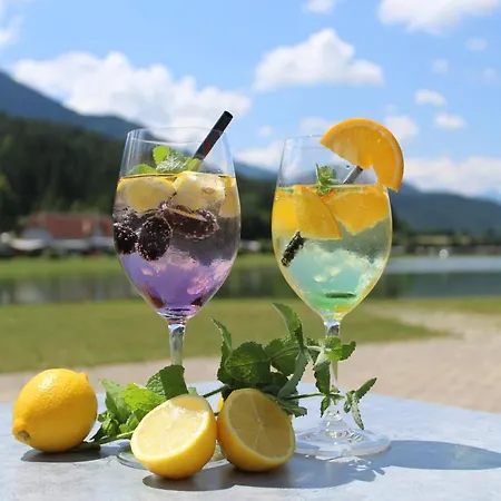 Resort Lakeside Petzen Glamping *