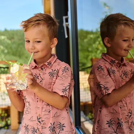 Lakeside Petzen Glamping Resort