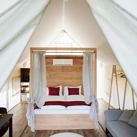 Lakeside Petzen Glamping