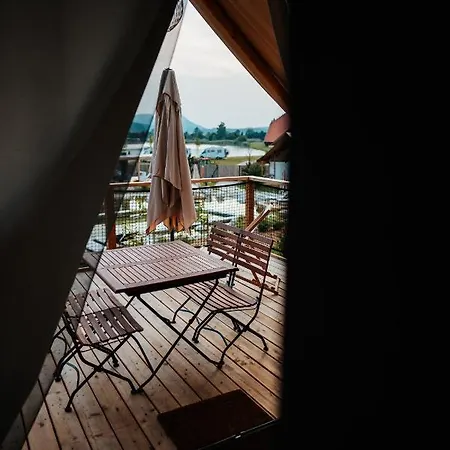 Lakeside Petzen Glamping Unterlibitsch