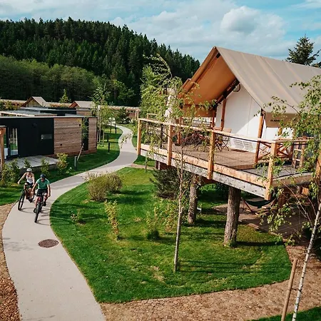 منتجع Lakeside Petzen Glamping