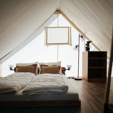 Lakeside Petzen Glamping Unterlibitsch