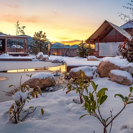 Lakeside Petzen Glamping *