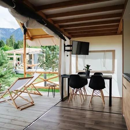 Ośrodek wypoczynkowy Lakeside Petzen Glamping Unterlibitsch