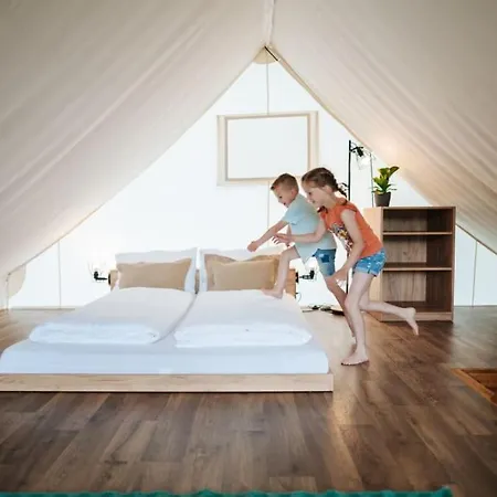 Resort Lakeside Petzen Glamping