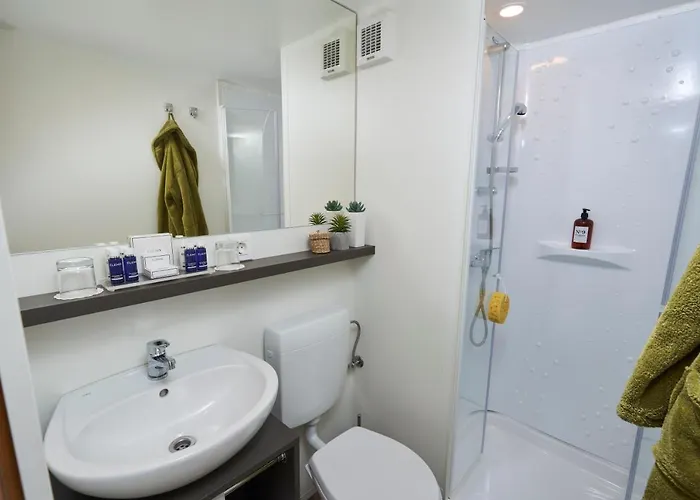 Lakeside Petzen Glamping * Unterlibitsch