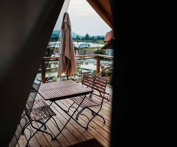 Lakeside Petzen Glamping Unterlibitsch