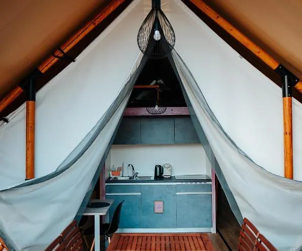 Lakeside Petzen Glamping * Unterlibitsch