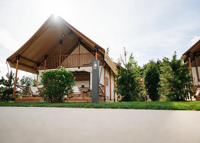 Ośrodek wypoczynkowy Lakeside Petzen Glamping *