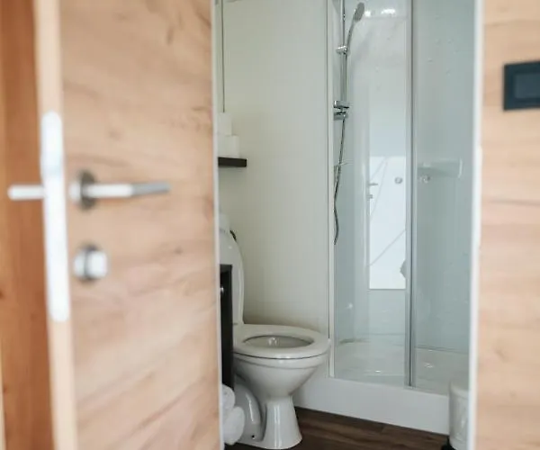 Resort Lakeside Petzen Glamping *