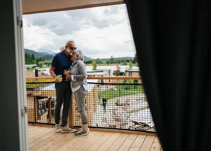 Ośrodek wypoczynkowy Lakeside Petzen Glamping Unterlibitsch