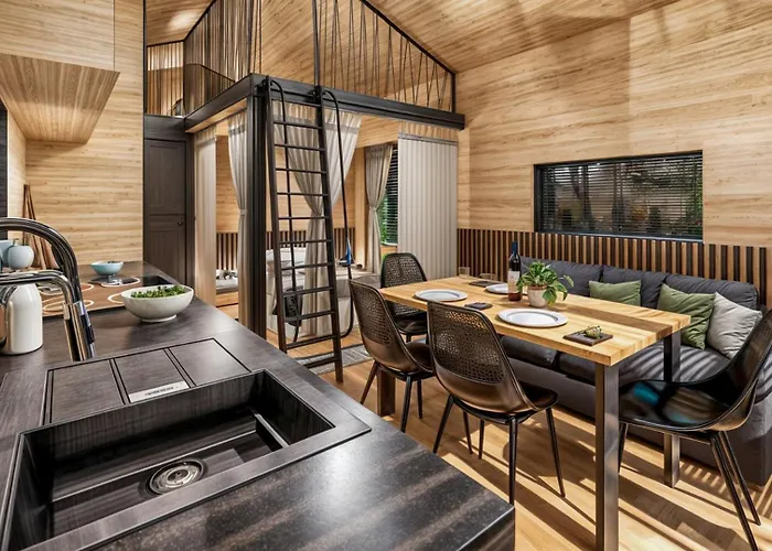 Lakeside Petzen Glamping *