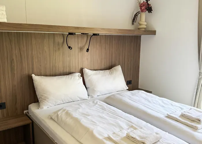 Ośrodek wypoczynkowy Lakeside Petzen Glamping