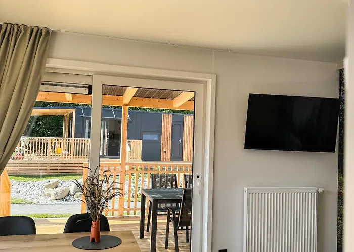 Ośrodek wypoczynkowy Lakeside Petzen Glamping *