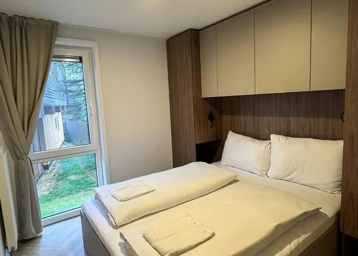 Lakeside Petzen Glamping Resort